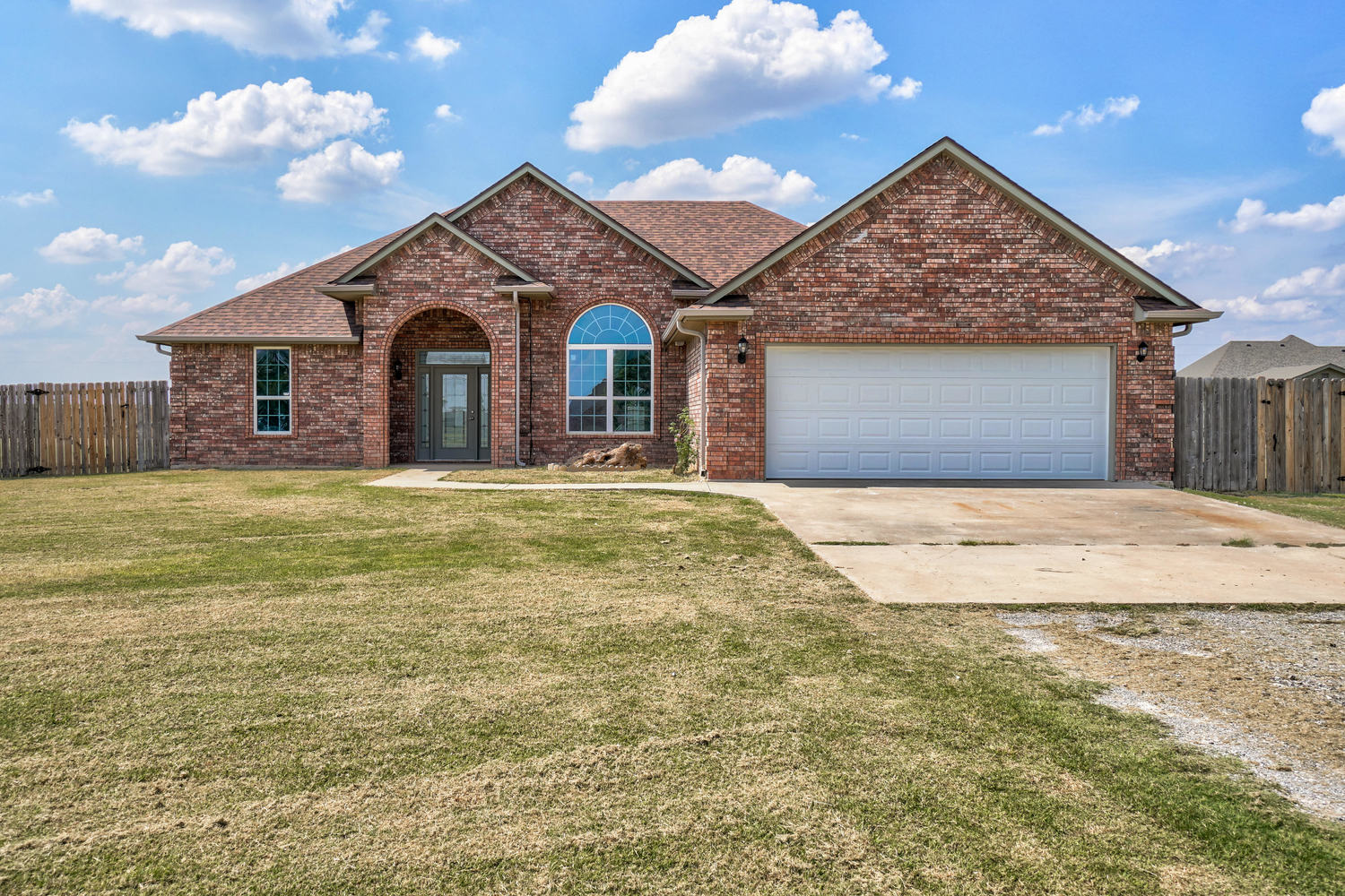 13 Southwest Deyo Landing Loop Cache, Oklahoma 73527 Nested Tours